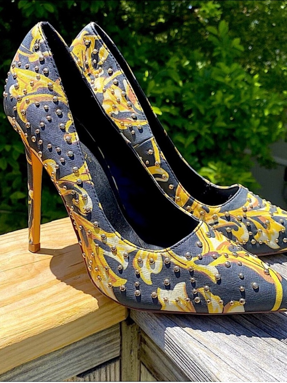 Liliana Yellow and Black Heels
